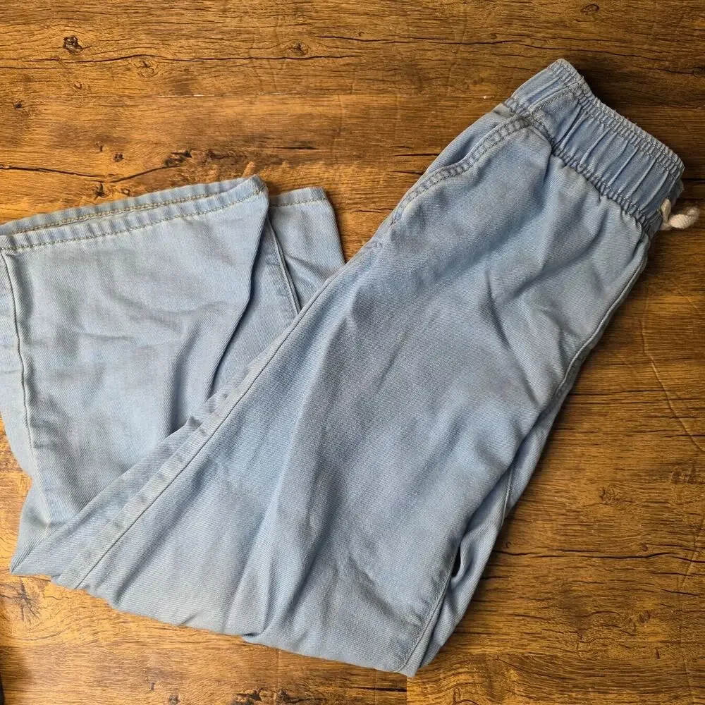 Old Navy Wide Leg high Rise Baggy Jeans size 8 girls Camo Pants